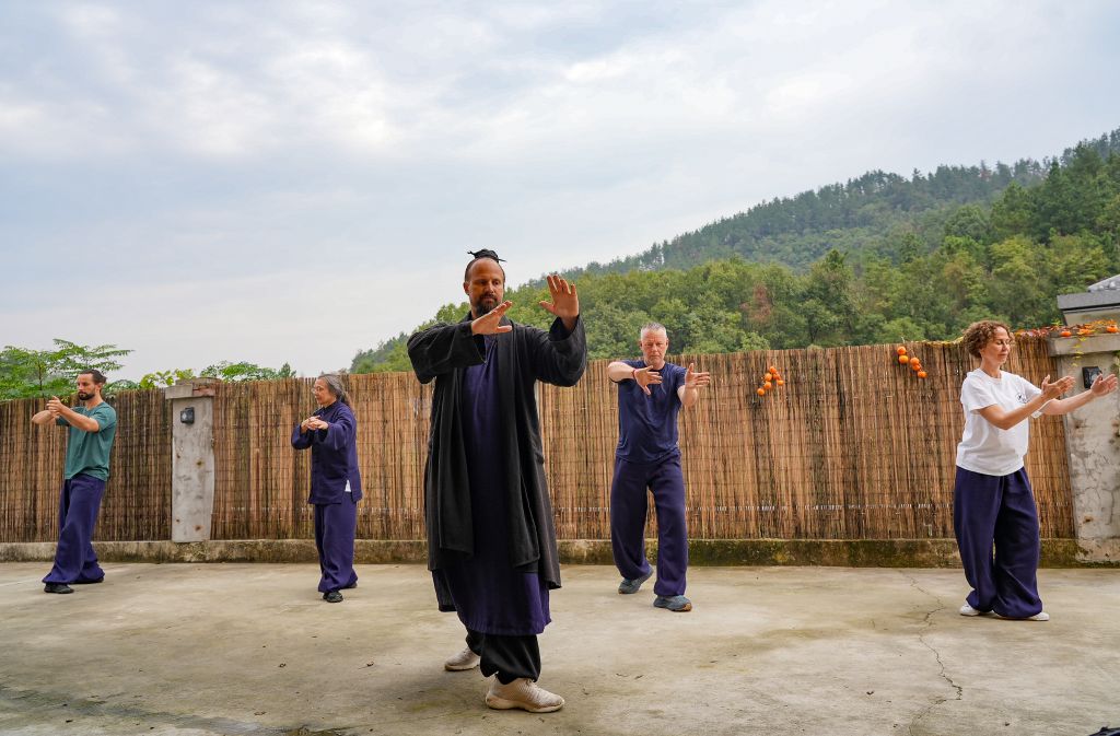 vinbet浩博介绍图片